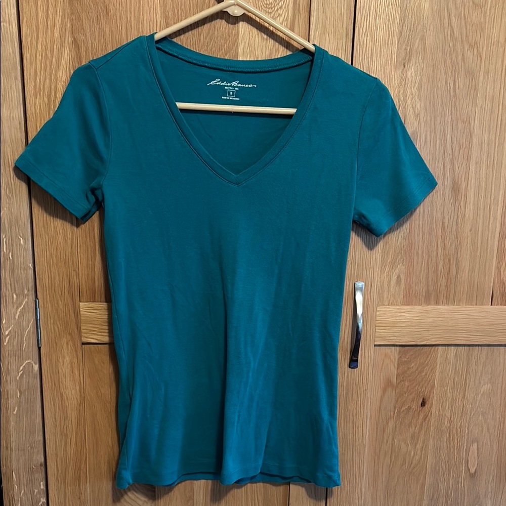 Eddie Bauer V-Neck Tee